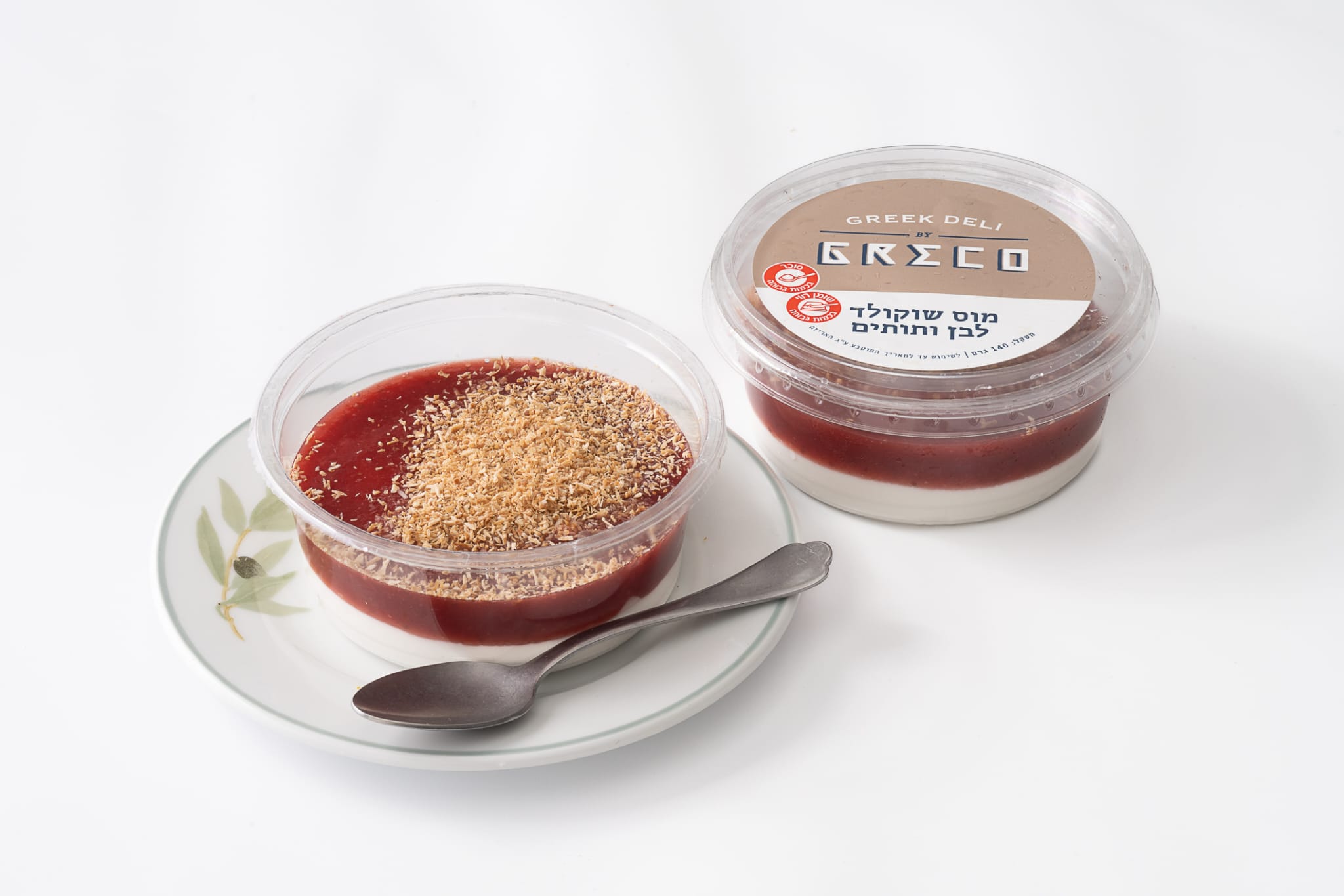 מוס שוקולד לבן ותותים